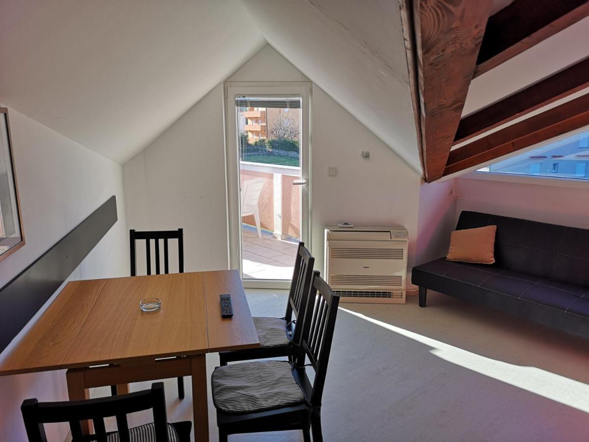 Apartments With A Parking Space Lopar, Rab - 16680 エクステリア 写真