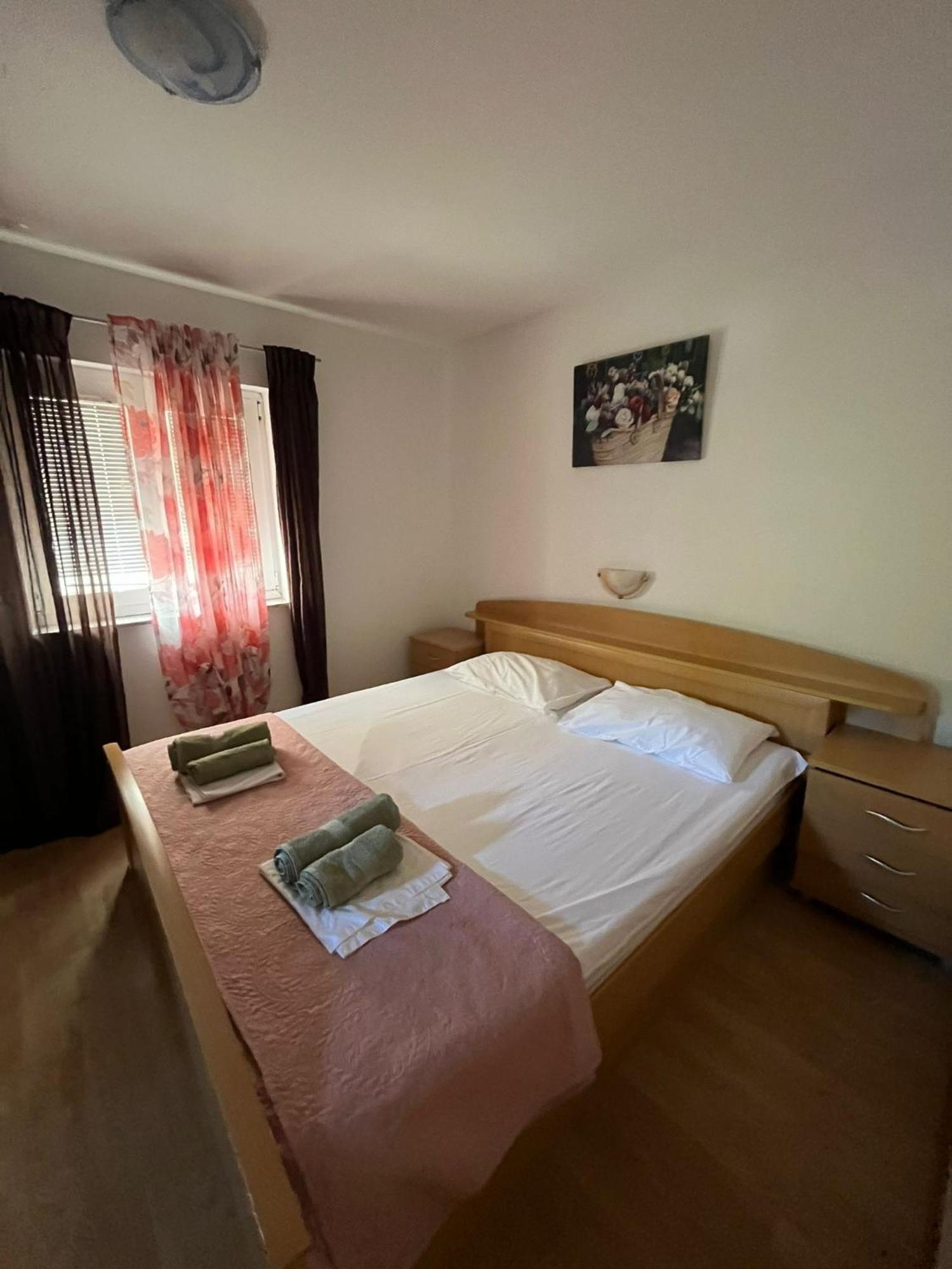 Apartments With A Parking Space Lopar, Rab - 16680 エクステリア 写真